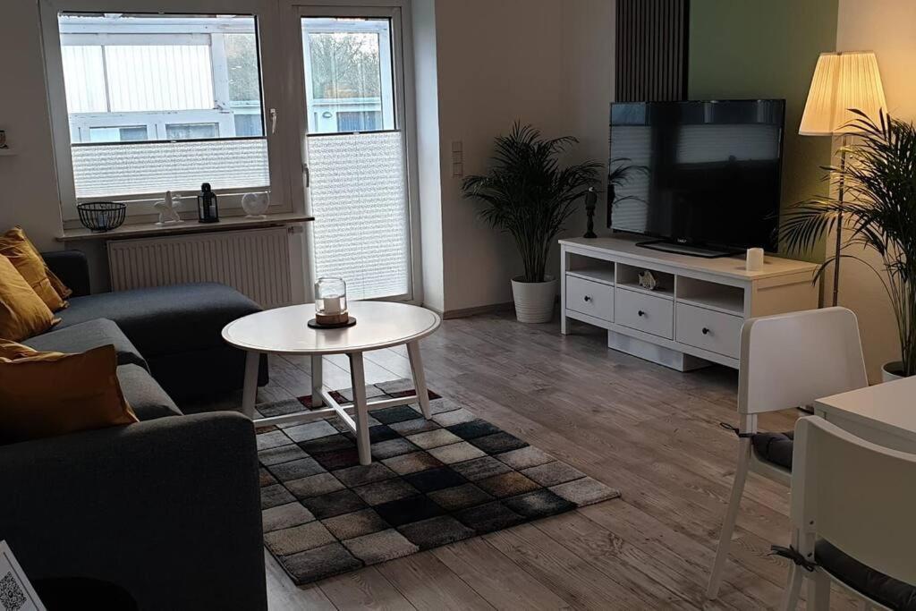 Charmante Haushaelfte Mit Garten Und Terrasse Flensburgo Exterior foto