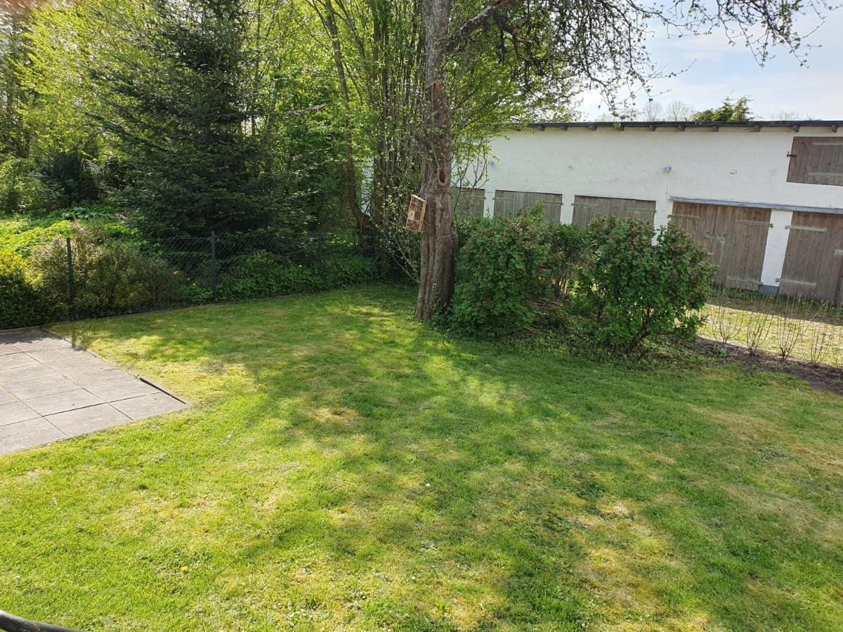 Charmante Haushaelfte Mit Garten Und Terrasse Flensburgo Exterior foto